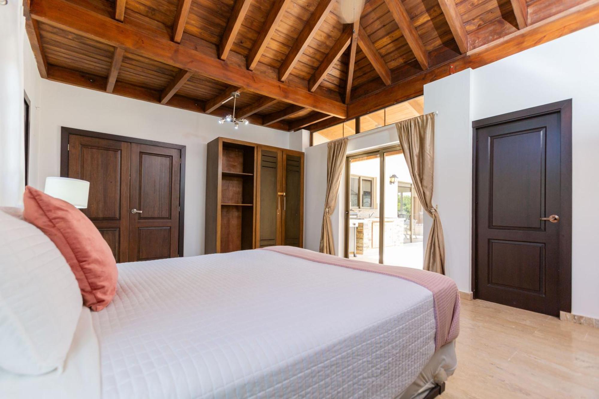 Suites At Grand Laguna Beach By Calisto Stays Сосуа Номер фото