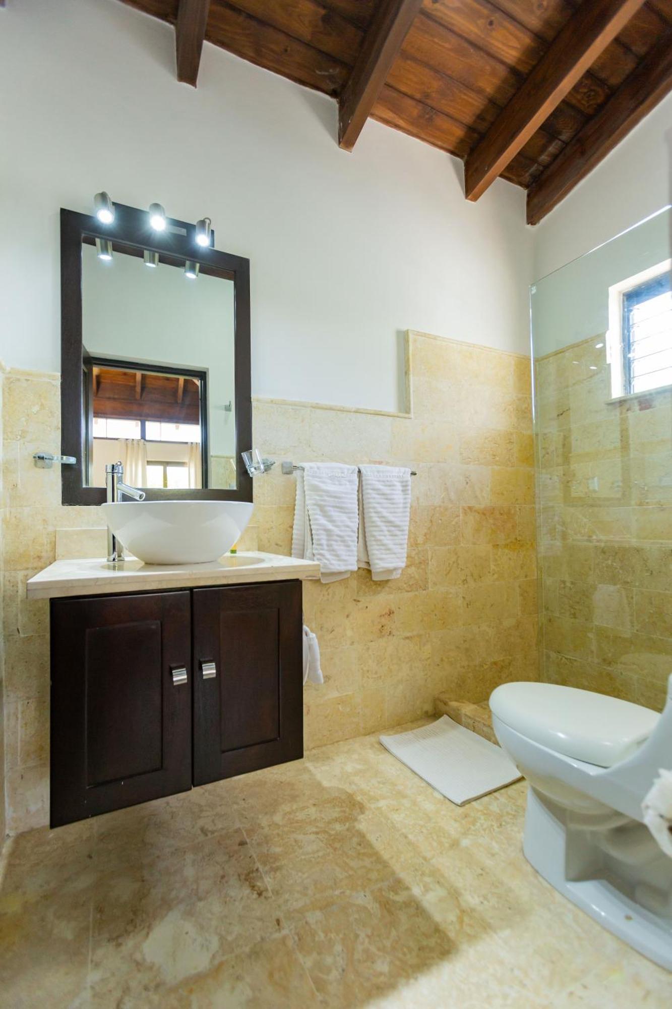 Suites At Grand Laguna Beach By Calisto Stays Сосуа Номер фото