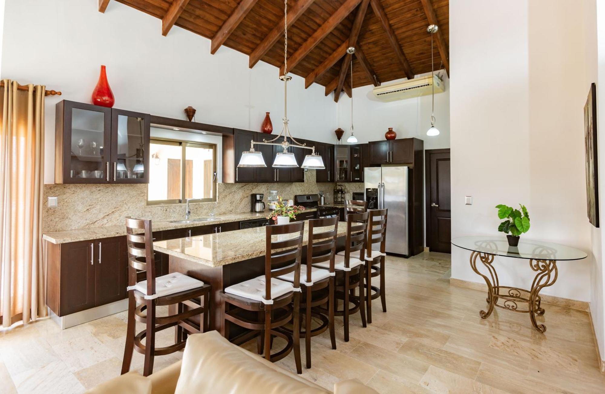 Suites At Grand Laguna Beach By Calisto Stays Сосуа Номер фото