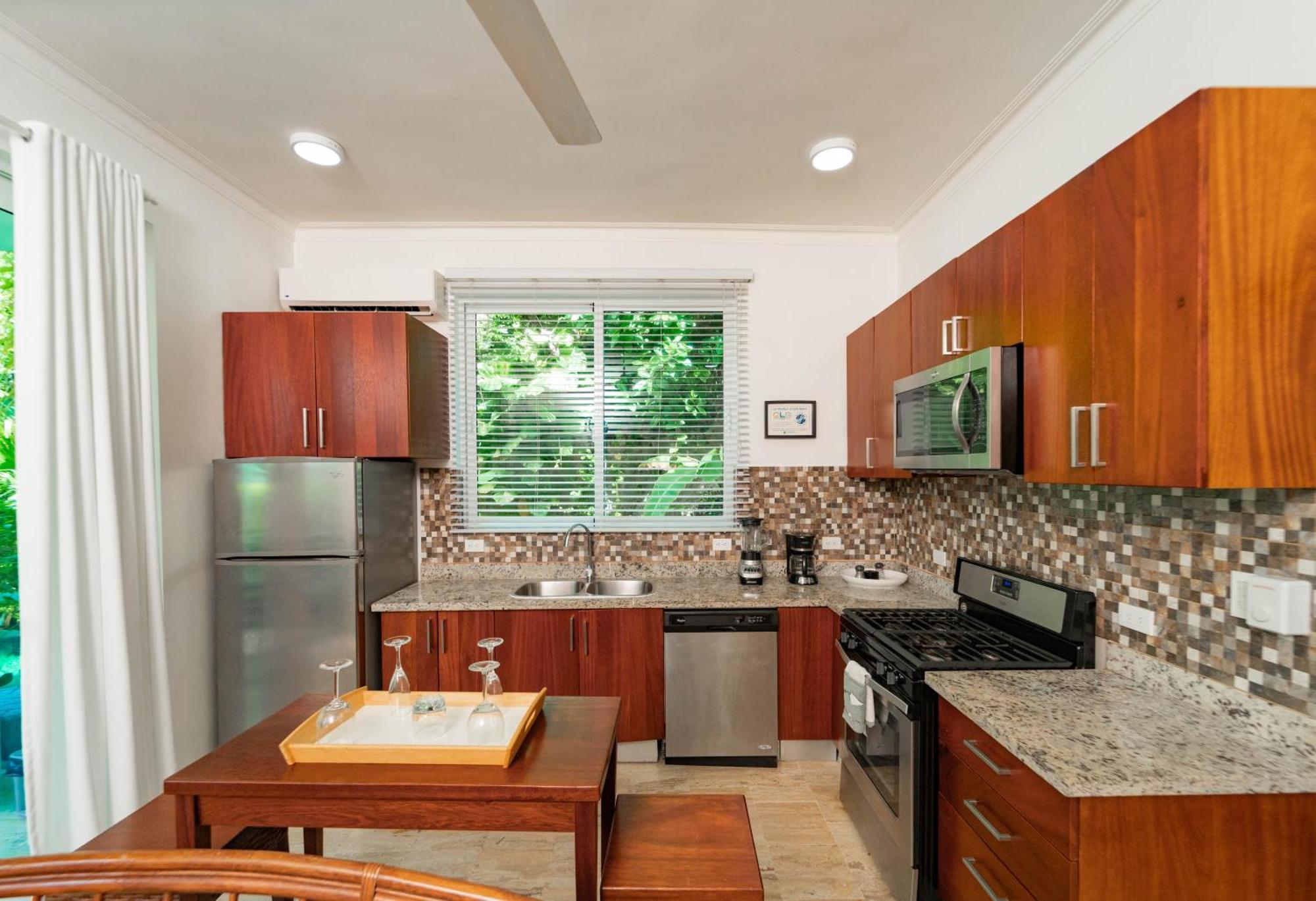 Suites At Grand Laguna Beach By Calisto Stays Сосуа Номер фото