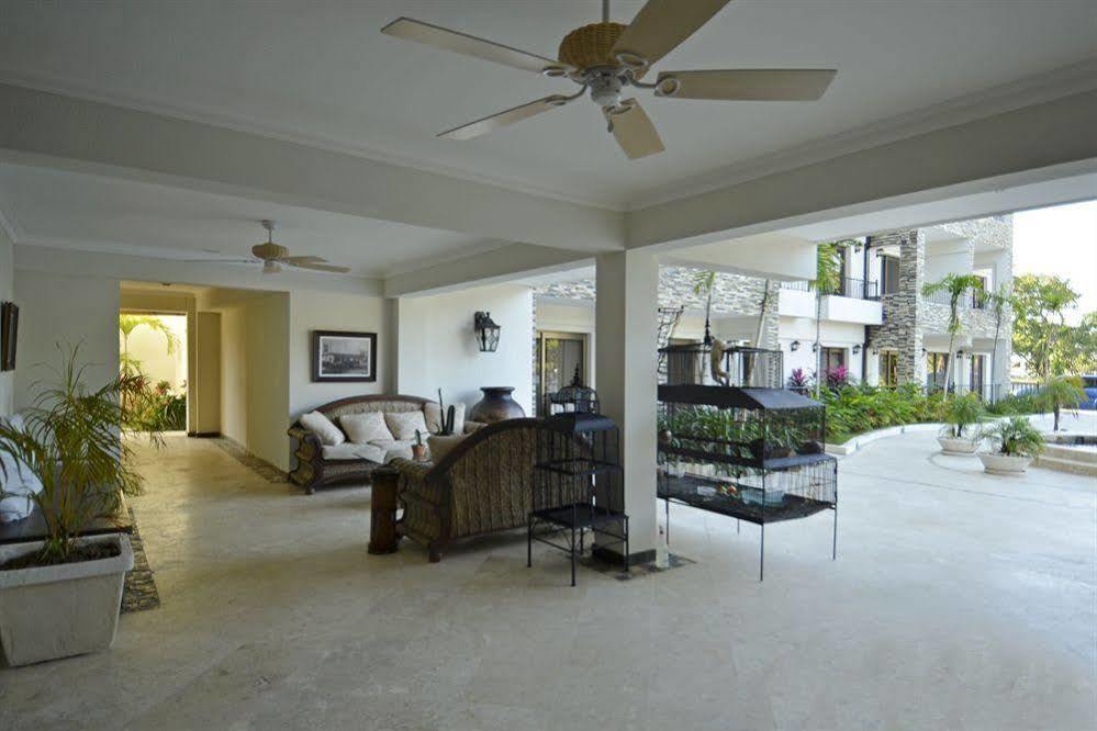 Suites At Grand Laguna Beach By Calisto Stays Сосуа Экстерьер фото
